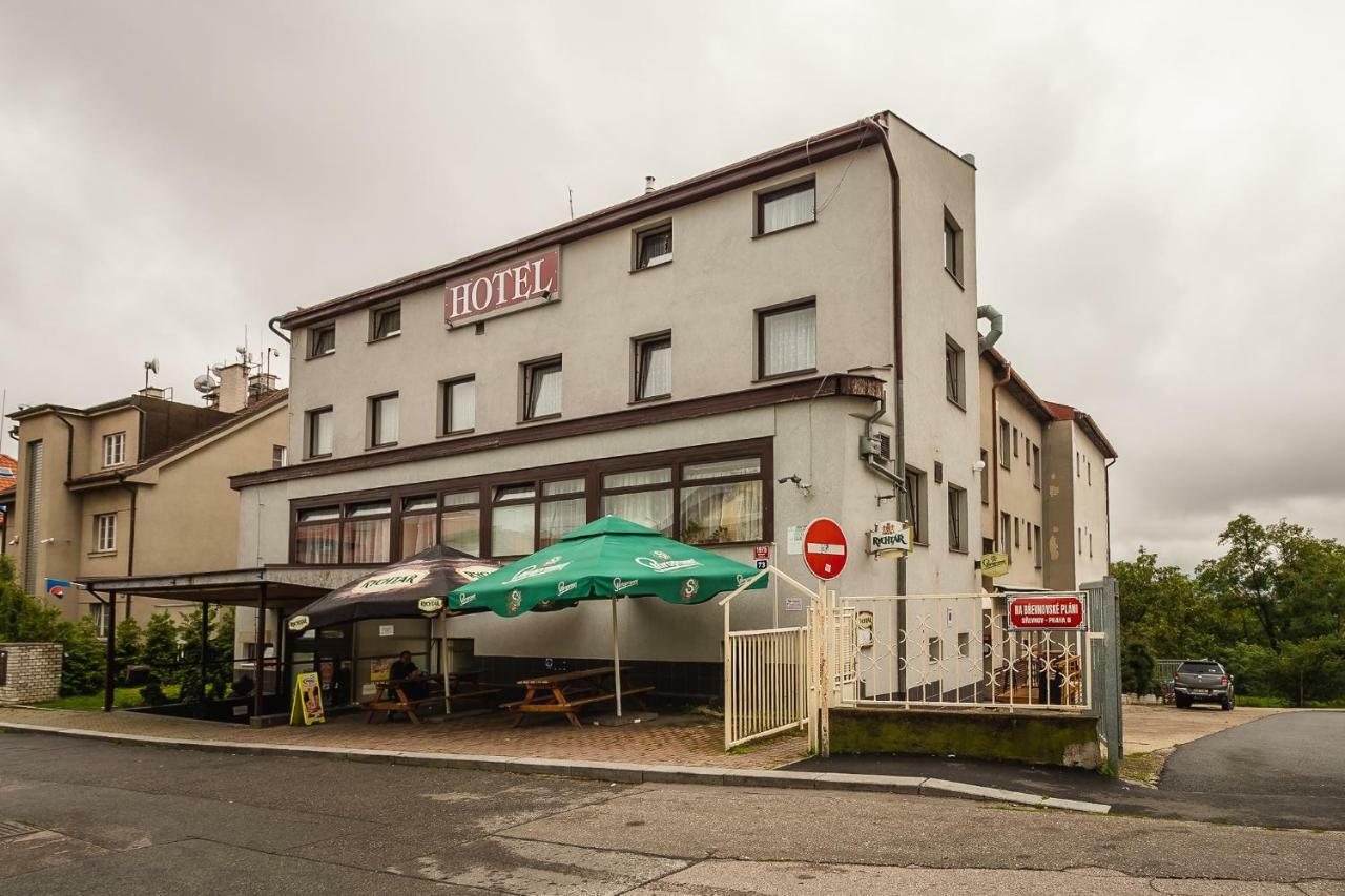 Hotel Alexander Prága Kültér fotó
